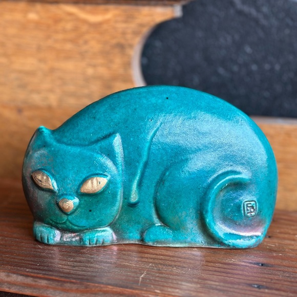 Turquoise Ceramic Cat - Picture 5 of 7